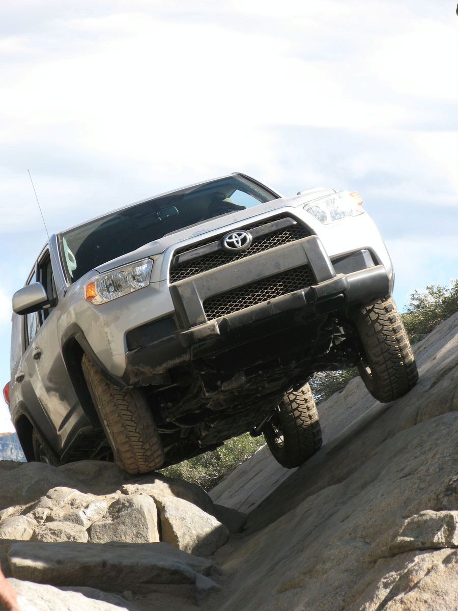 TOYOTA 4RUNNER (2010) GALER