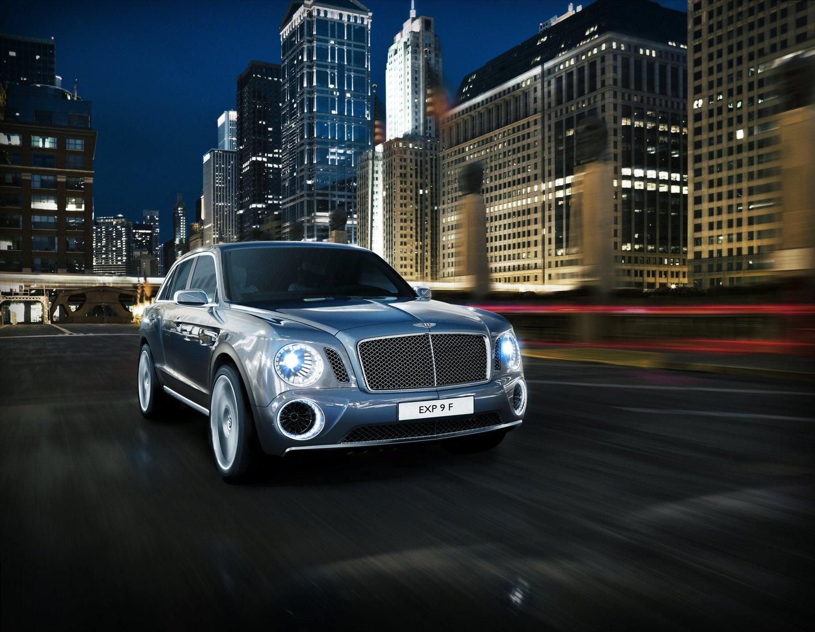 BENTLEY SUV EXP 9F GALER