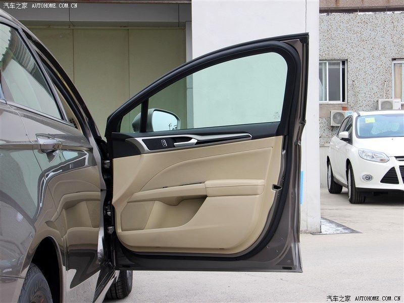 YEN (2014) FORD MONDEO N'DE SATITA RESM GALERS