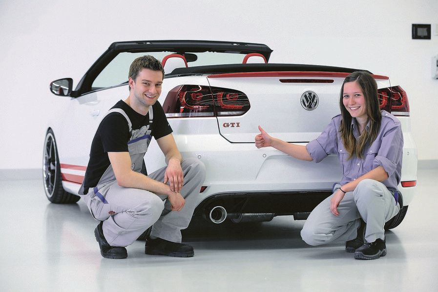 Volkswagen Golf GTI Cabrio Austria Resim Galerisi