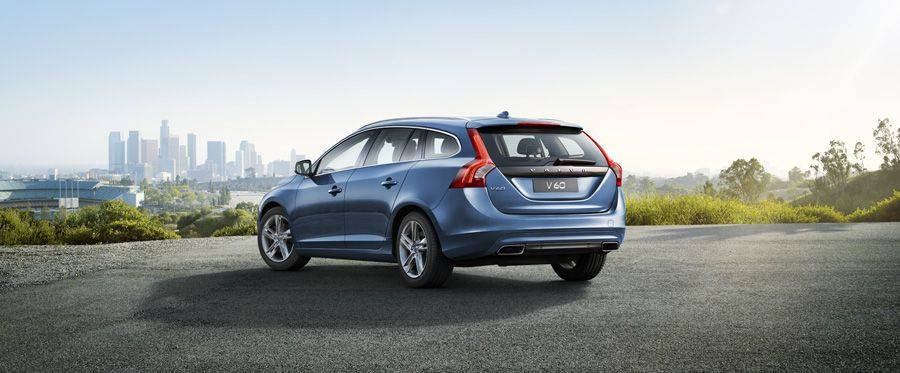 YEN MAKYAJLI 2014 VOLVO V60 GALER