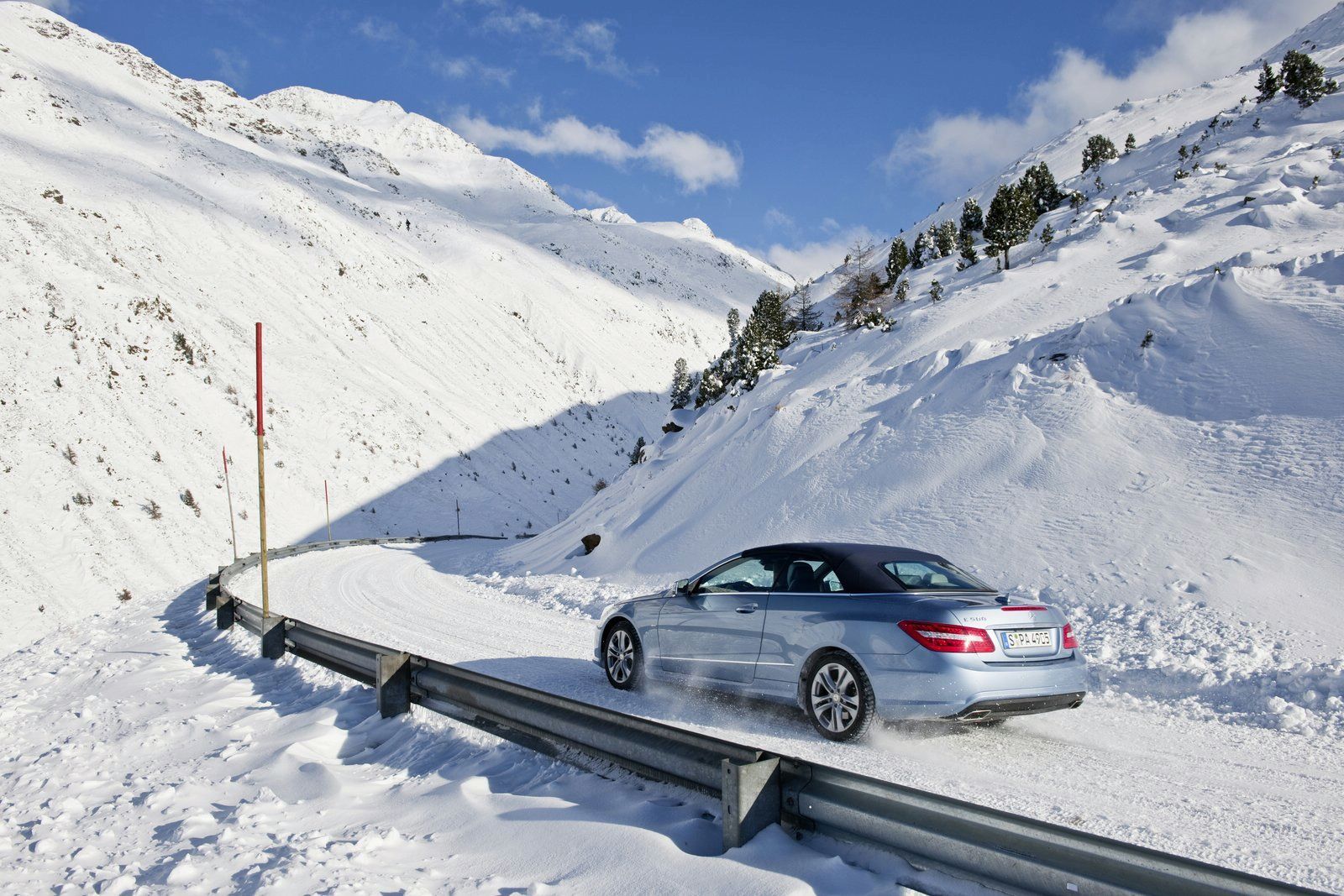 MERCEDES E CONVERTIBLE (2010) GALER