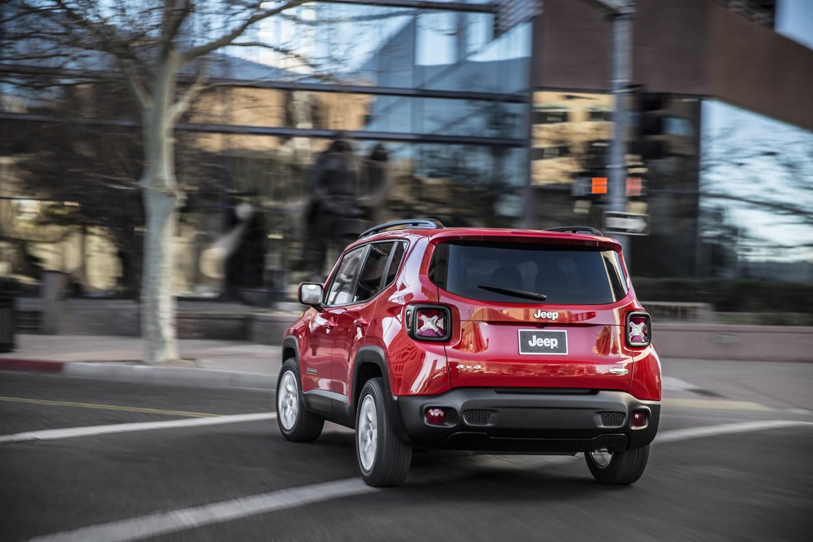 YEN JEEP RENEGADE DETAYLI RESM GALERS