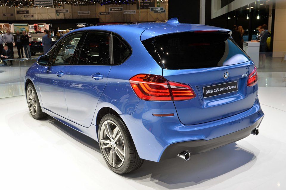 YEN BMW 2 SERS ACTVE TOURER CENEVRE RESM GALERS