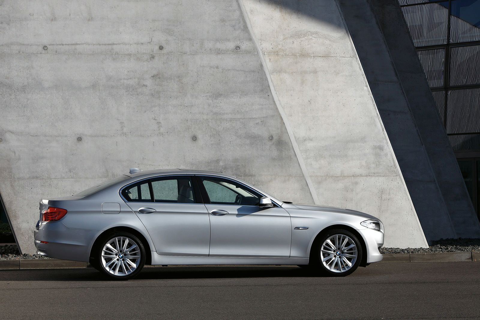 BMW 5 SEDAN GALER