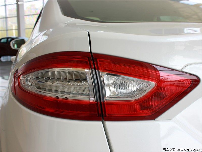 YEN (2014) FORD MONDEO N'DE SATITA RESM GALERS