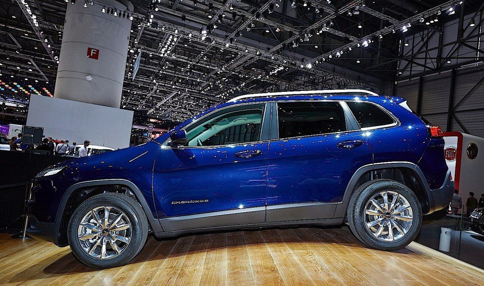 YEN 2014 JEEP CHEROKEE CENEVRE LANSMAN RESM GALERS