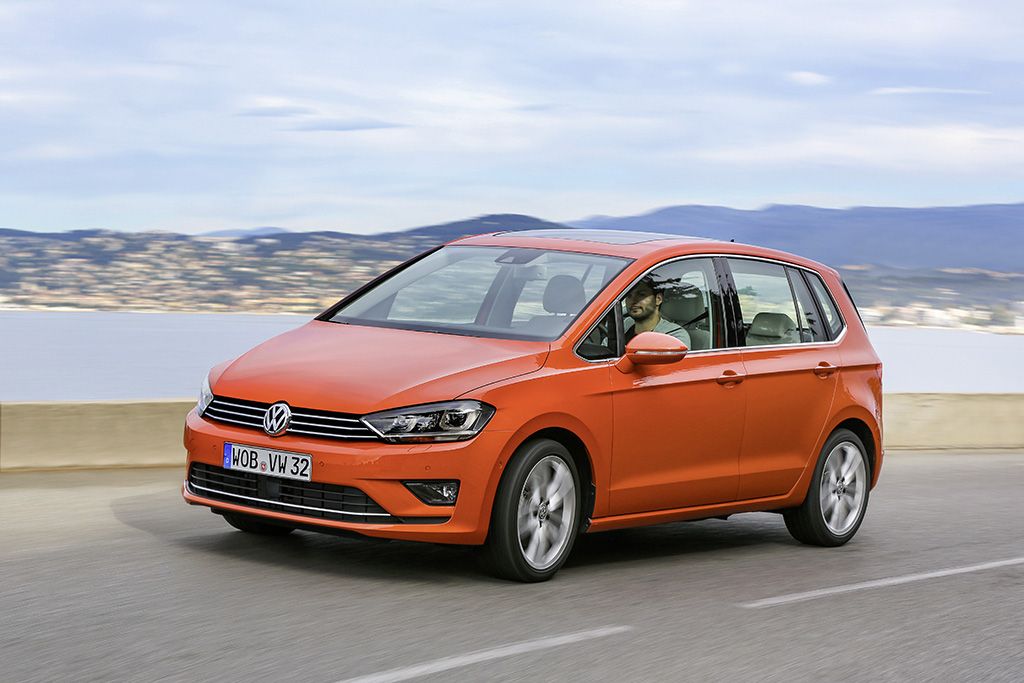 YEN VOLKSWAGEN GOLF SPORTSVAN DETAYLI RESM GALERS