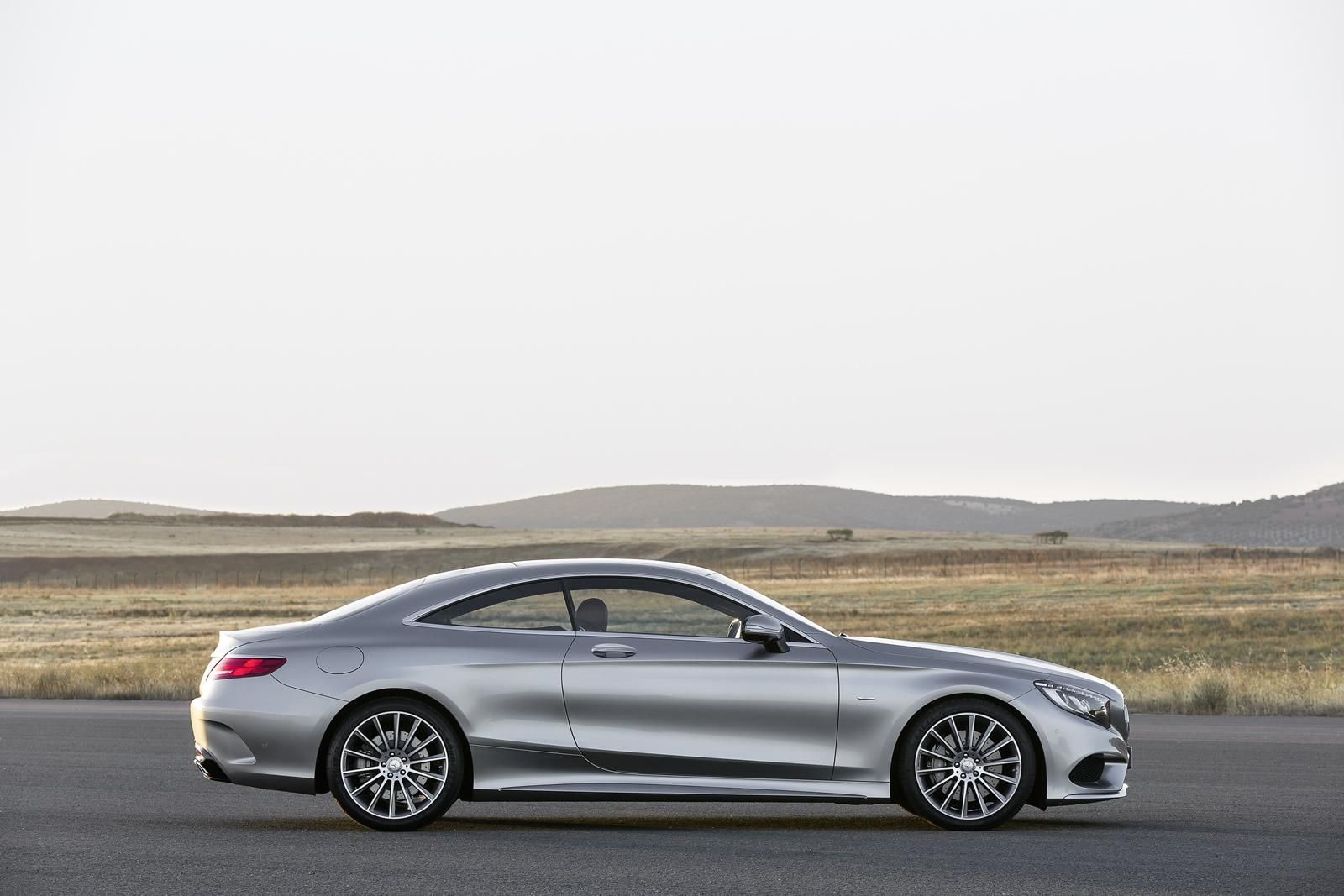 YEN MERCEDES S SERS COUPE DETAYLI RESM GALERS
