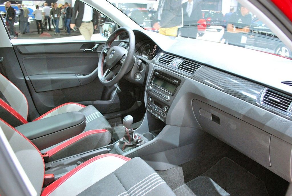 YEN RAPD SPACEBACK FRANKFURT LANSMAN RESM GALERS