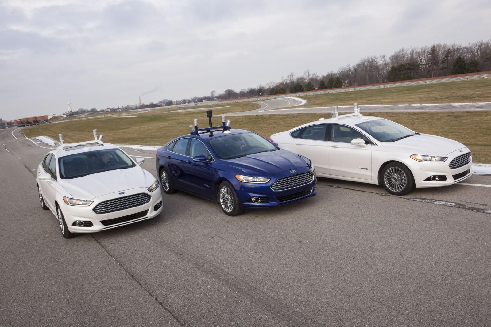 FORD FUSION OTONOM SR TEKNOLOJLER RESM GALERS