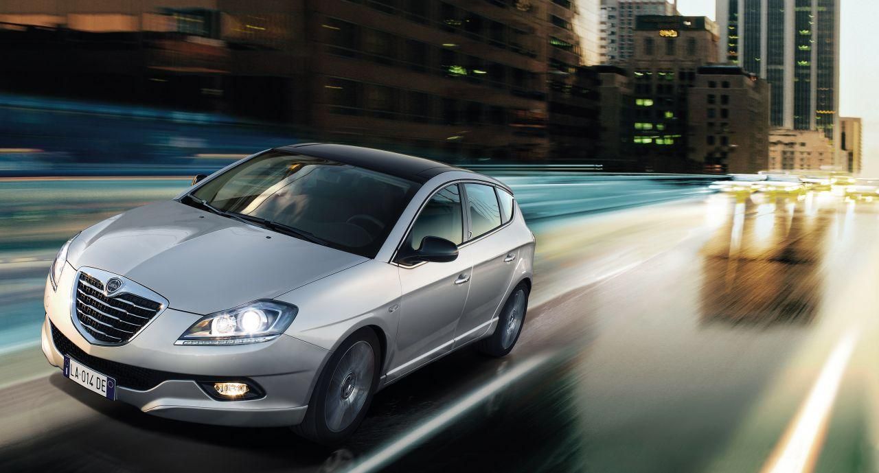 YEN 2014 LANCA DELTA DETAYLI RESM GALERS