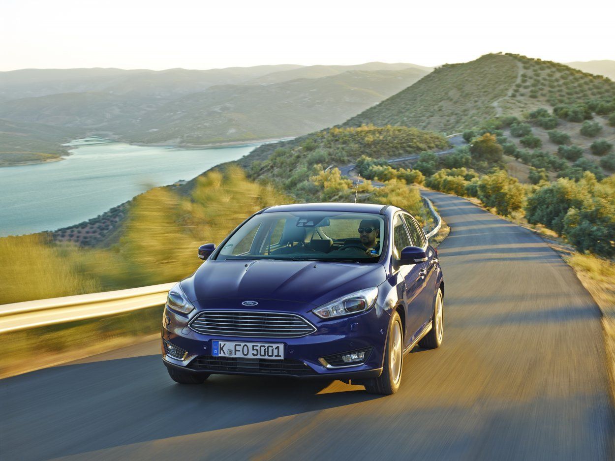 YEN FORD FOCUS AVRUPA YOLLARINDA RESM GALERS