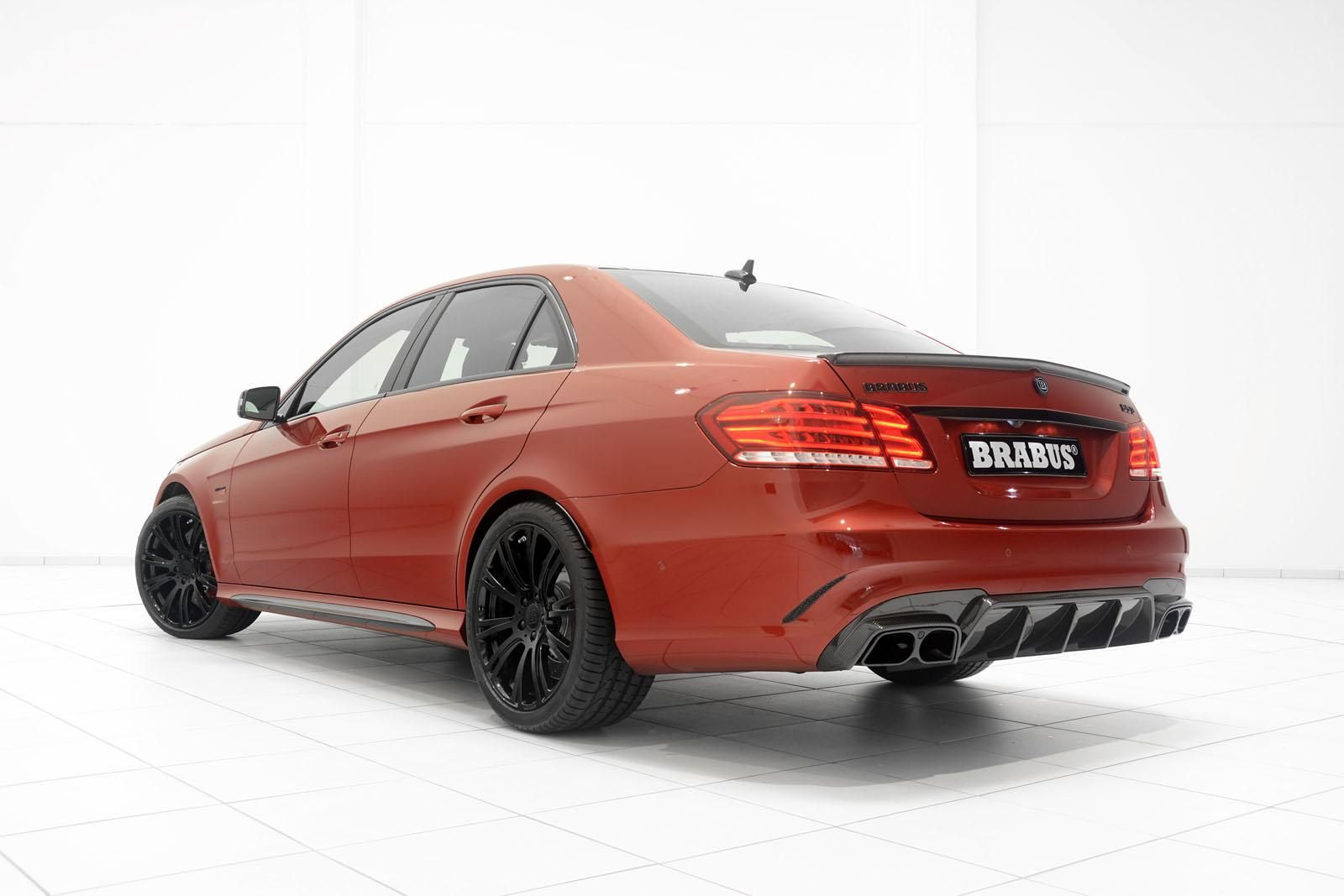 MERCEDES E63 AMG BAZLI BRABUS 850 RESM GALERS