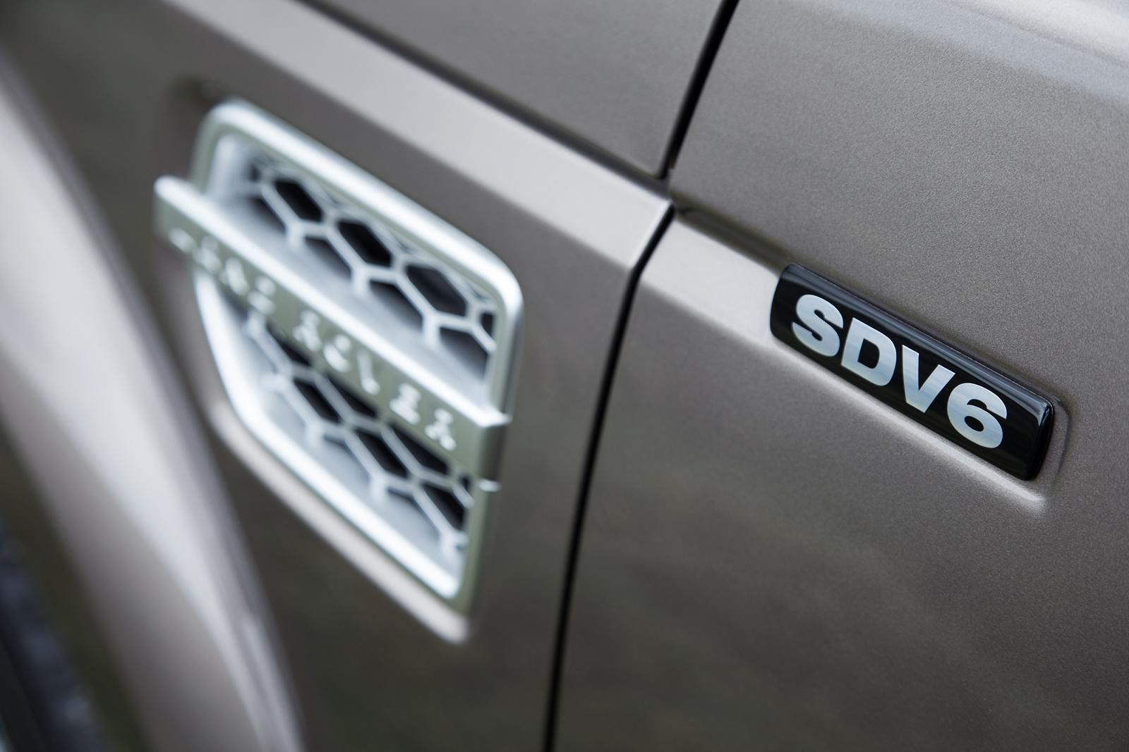 2015 LAND ROVER DSCOVERY RESM GALERS
