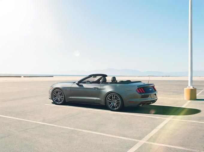 YEN 2015 FORD MUSTANG CONVERTBLE RESM GALERS
