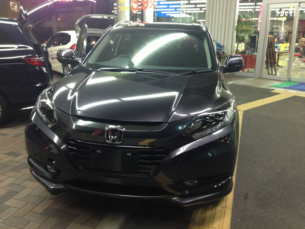 YEN HONDA VEZEL JAPONYA'DA SATITA RESM GALERS