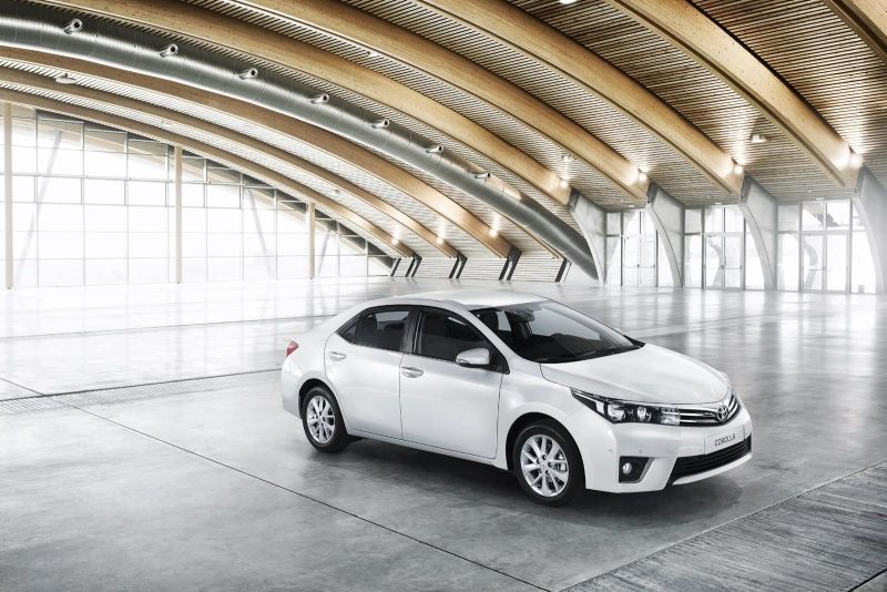 YEN TOYOTA COROLLA AVRUPA VERSYONU GALER