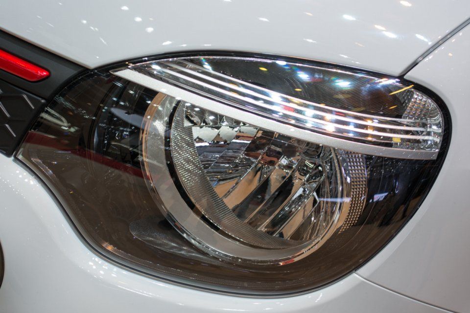 YEN� RENAULT TW�NGO CENEVRE RES�M GALER�S�