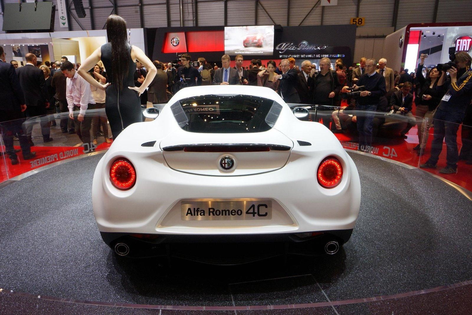 ALFA ROMEO 4C CENEVRE GALER