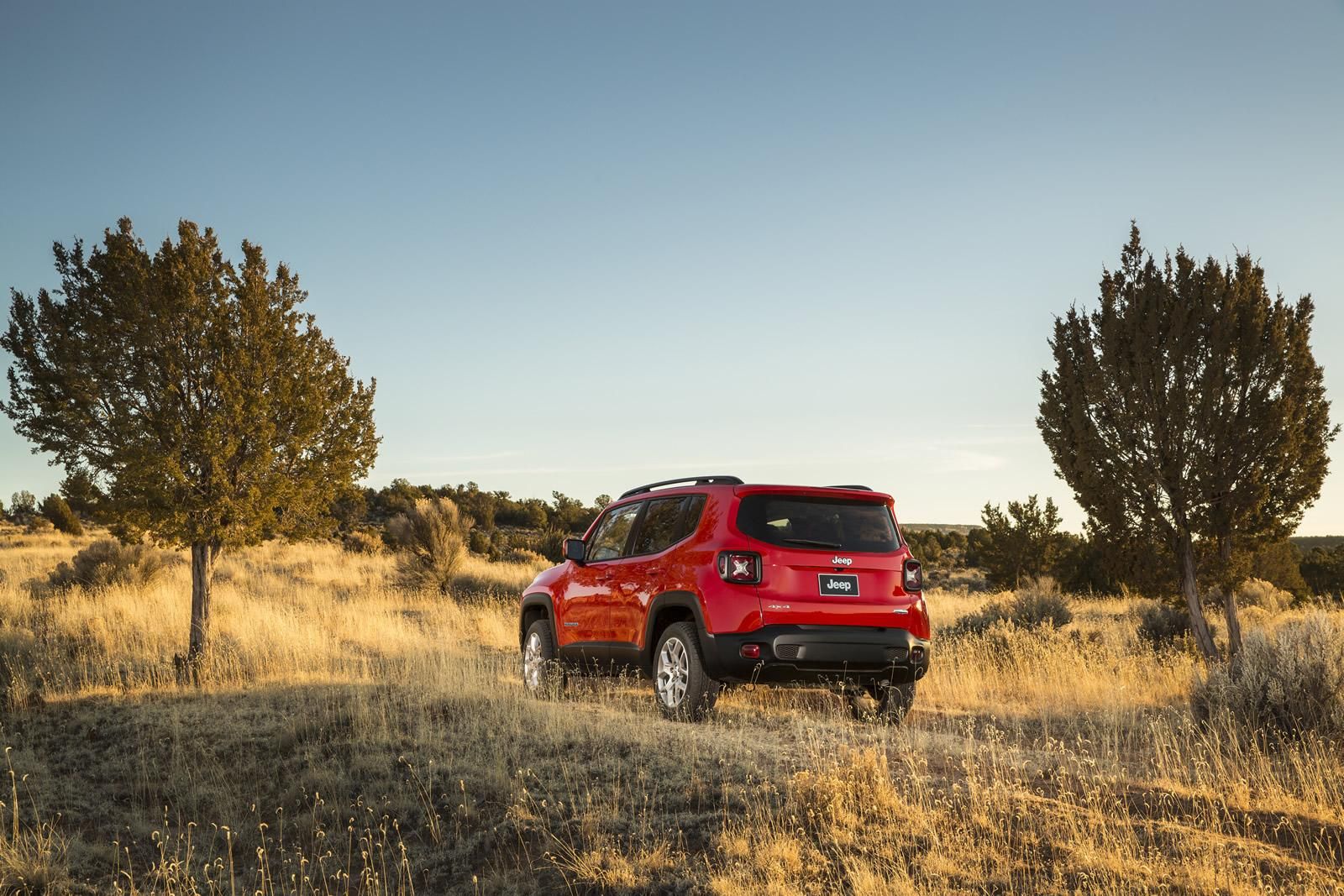YEN JEEP RENEGADE DETAYLI RESM GALERS