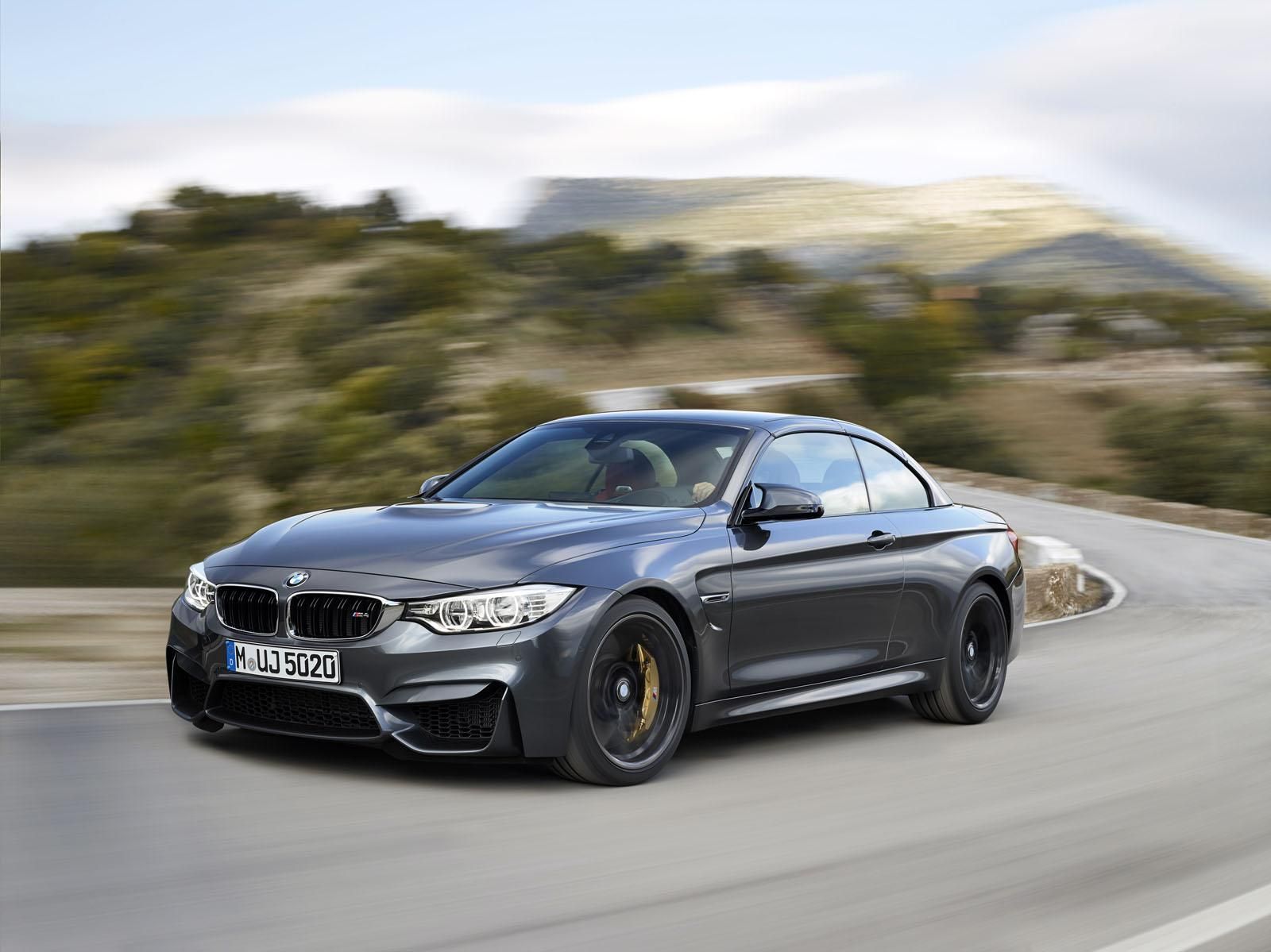 YEN 2014 BMW M4 CONVERTBLE RESM FOTORAF GALERS