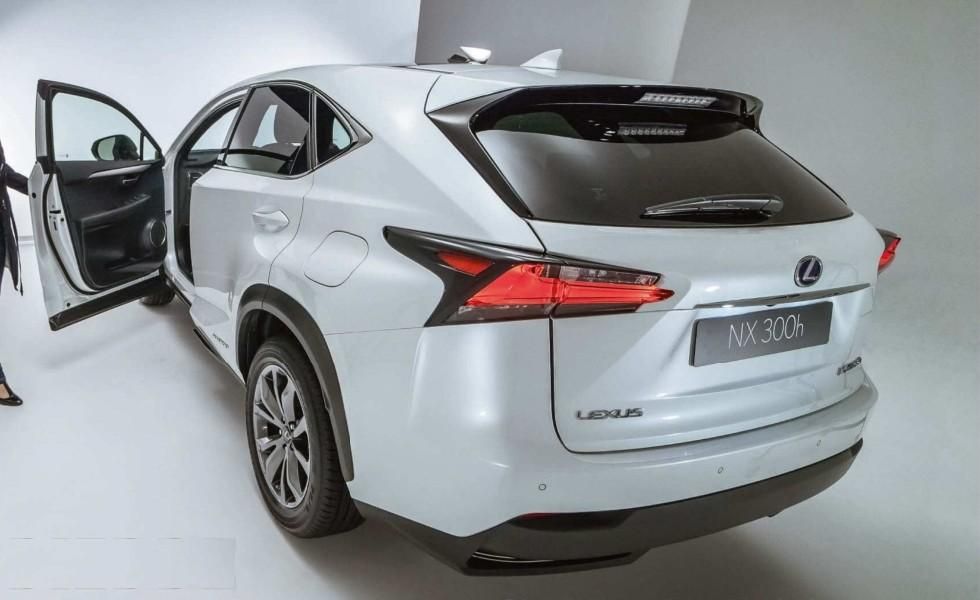 YEN 2015 LEXUS NX RETM VERSYONU LK RESM GALERS