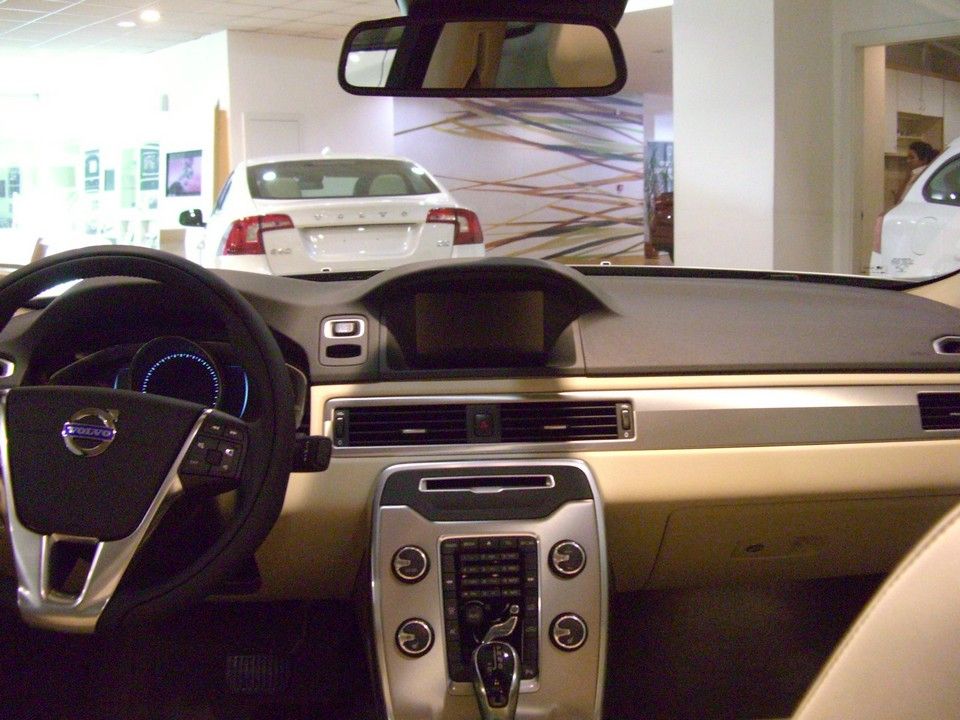 YEN MAKYAJLI 2014 VOLVO S80 SATITA RESM GALERS