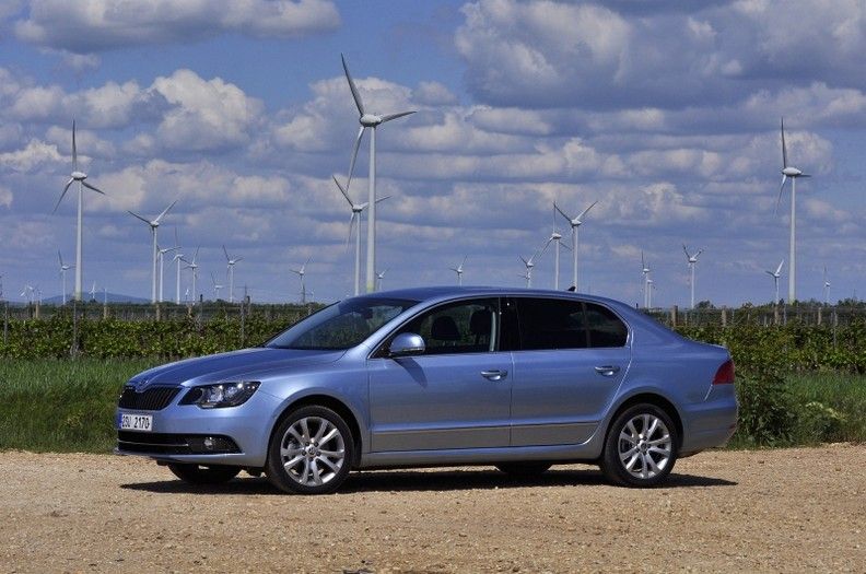 YEN� SKODA SUPERB 1.8 TSI 4X4 GALER�