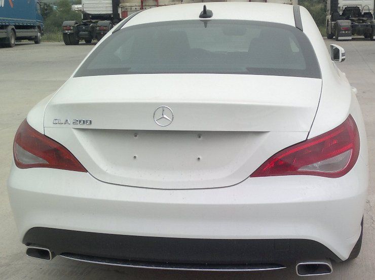 YEN MERCEDES CLA SATITA RESM GALERS