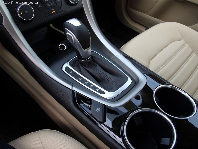 YEN (2014) FORD MONDEO N'DE SATITA RESM GALERS