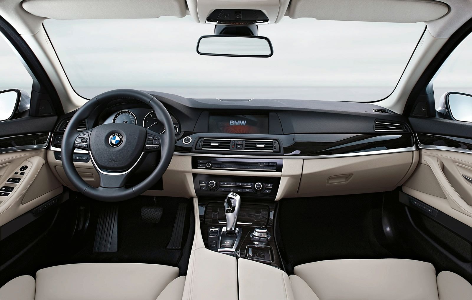 BMW 5 SEDAN GALER