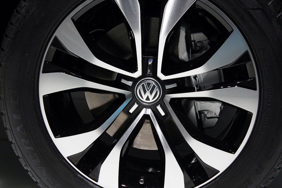 VOLKSWAGEN'DEN MULTVAN ALLTRACK CONCEPT CENEVRE RESM GALERS
