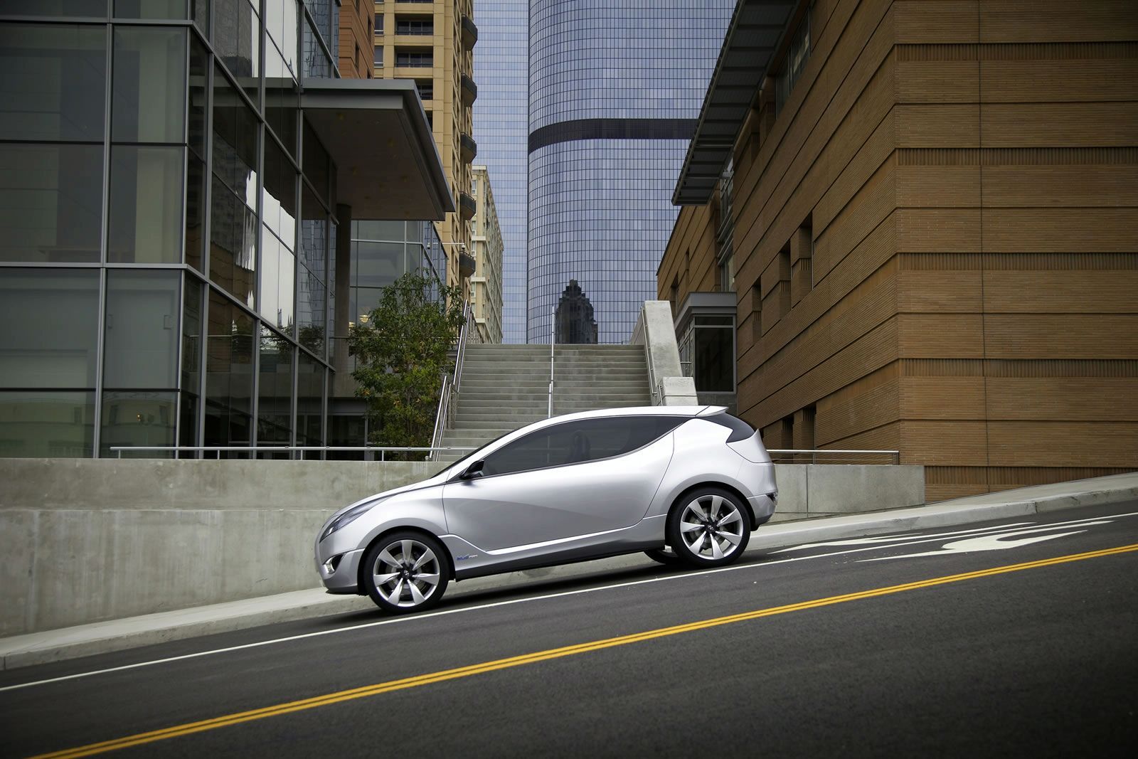 HYUNDA NUVS CONCEPT GALER