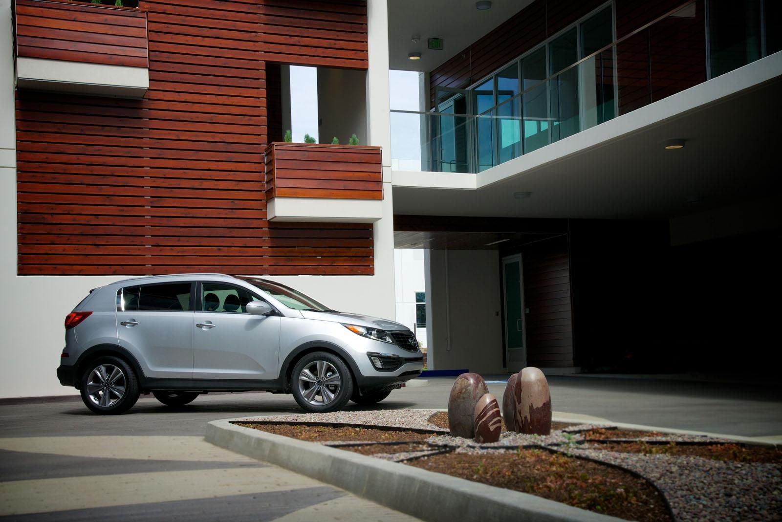 YEN 2014 MAKYAJLI KA SPORTAGE AMERKAN VERSYON RESM GALERS