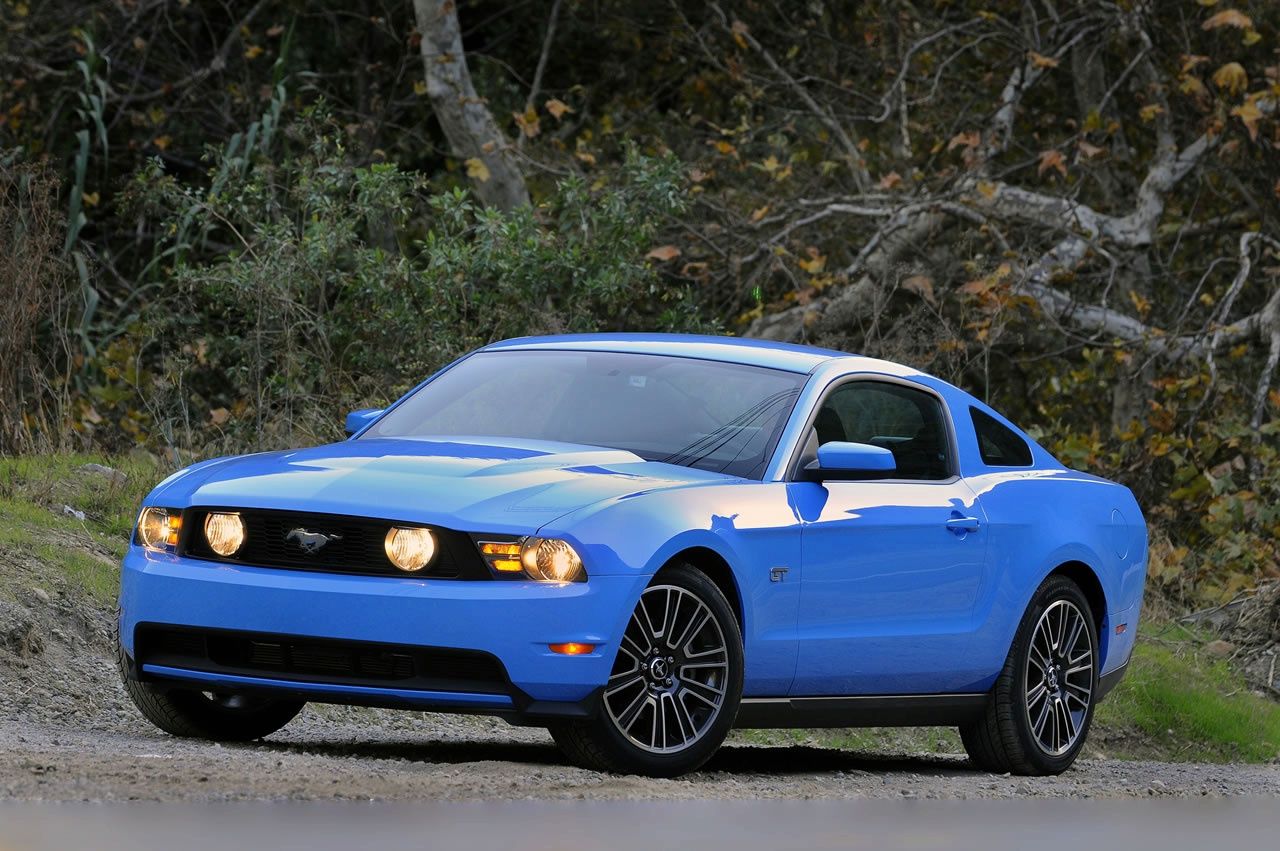 FORD MUSTANG (2010) GALER