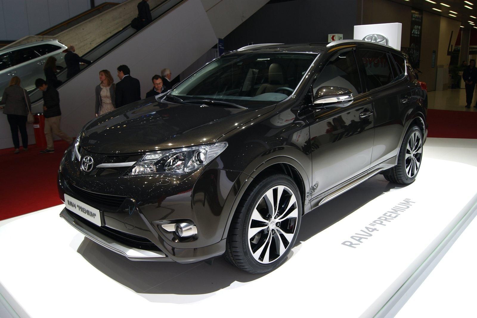 TOYOTA AURS TOURNG SPORTS BLACK, RAV4 PREMUM VE ADVENTURE GALER