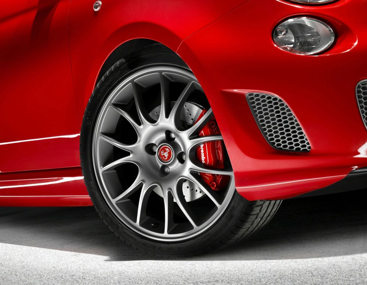 FAT ABARTH 695 TRBUTO GALER