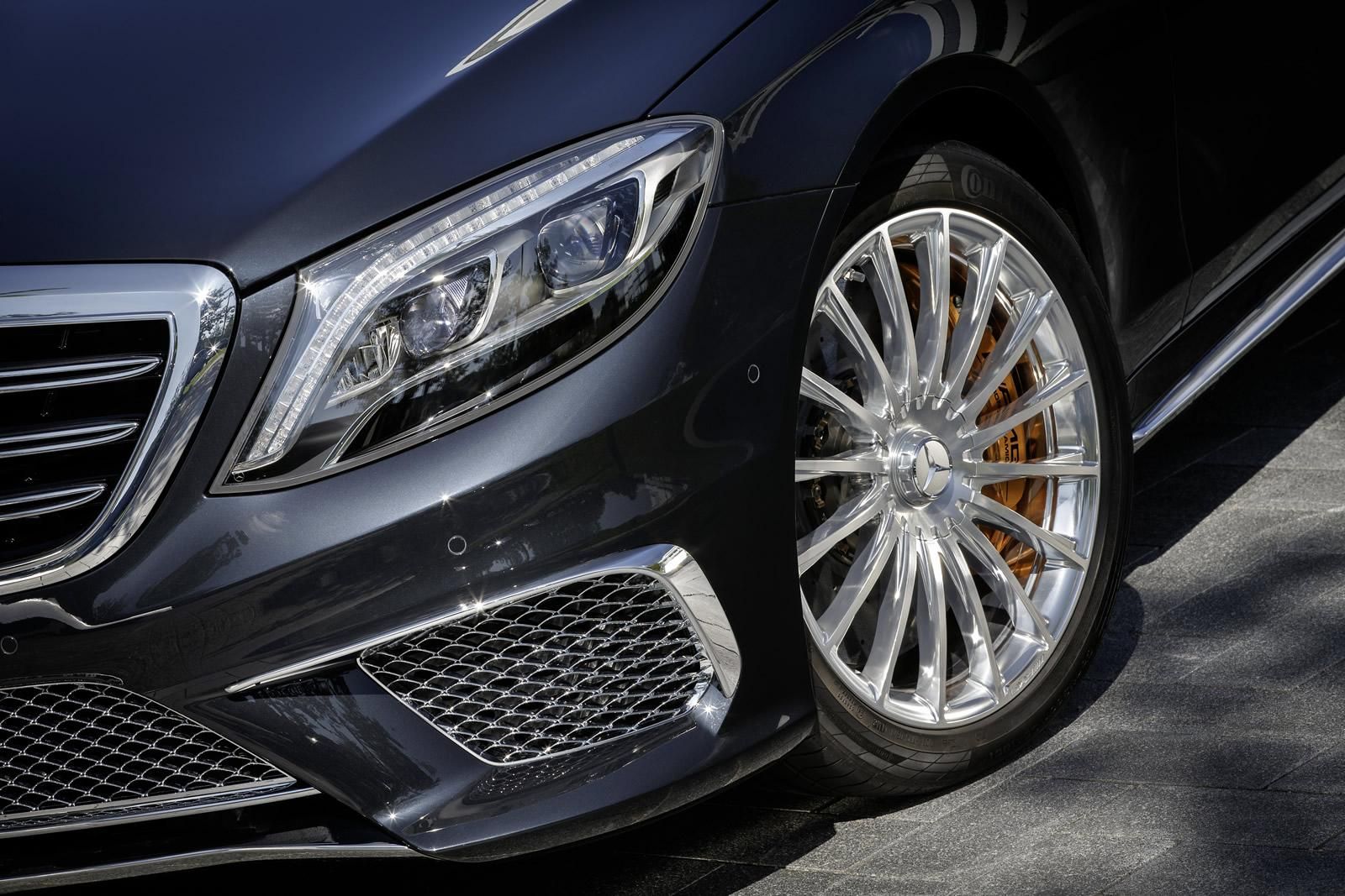 YEN MERCEDES S65 AMG RESM FOTORAF GALERS