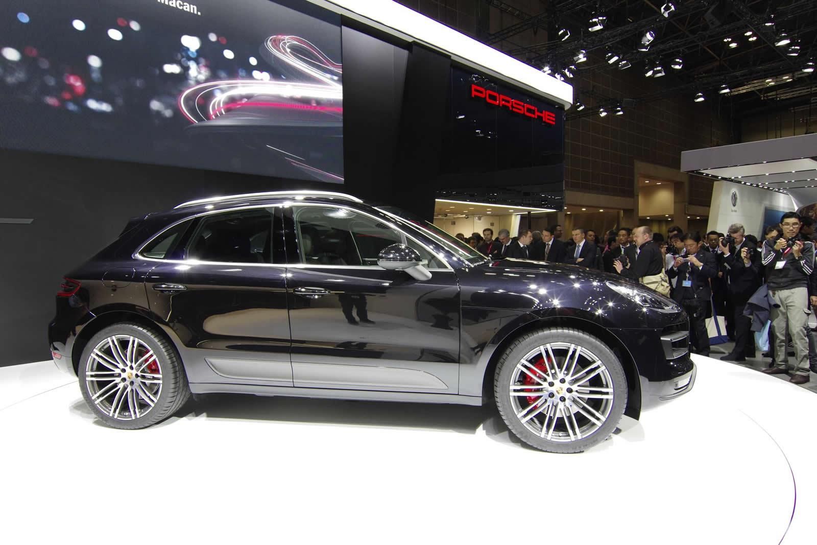 YEN PORSCHE MACAN LOS ANGLES TANITIM RESM GALERS