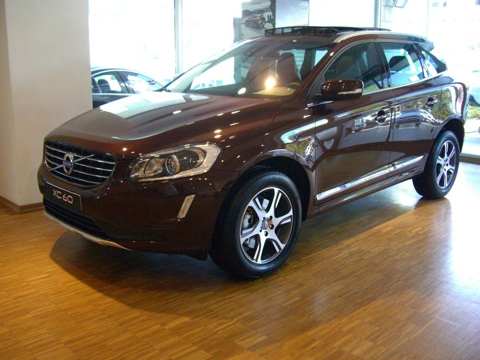 YEN MAKYAJLI 2014 VOLVO XC60 SATITA RESM GALERS