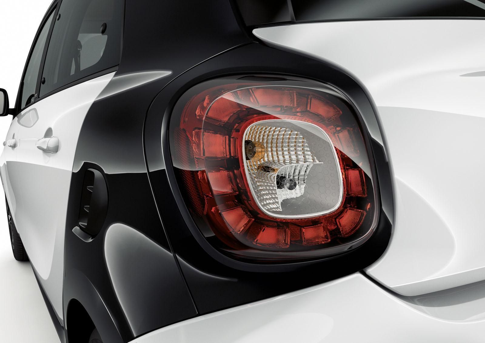 YEN 2015 SMART ForFour RESM FOTORAF GALERS