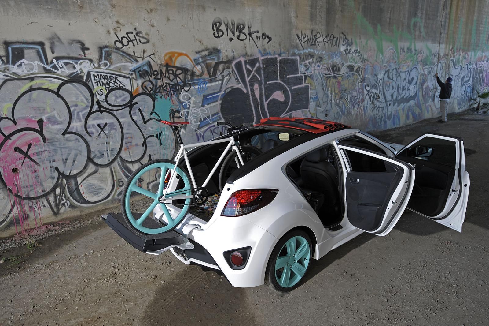 HYUNDA VELOSTER C3 ROLL TOP CONCEPT GALER