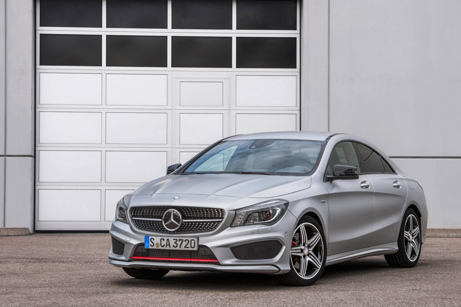 MERCEDES CLA 250 SPORT VE CLA AMG 45 RACNG RESM GALERS