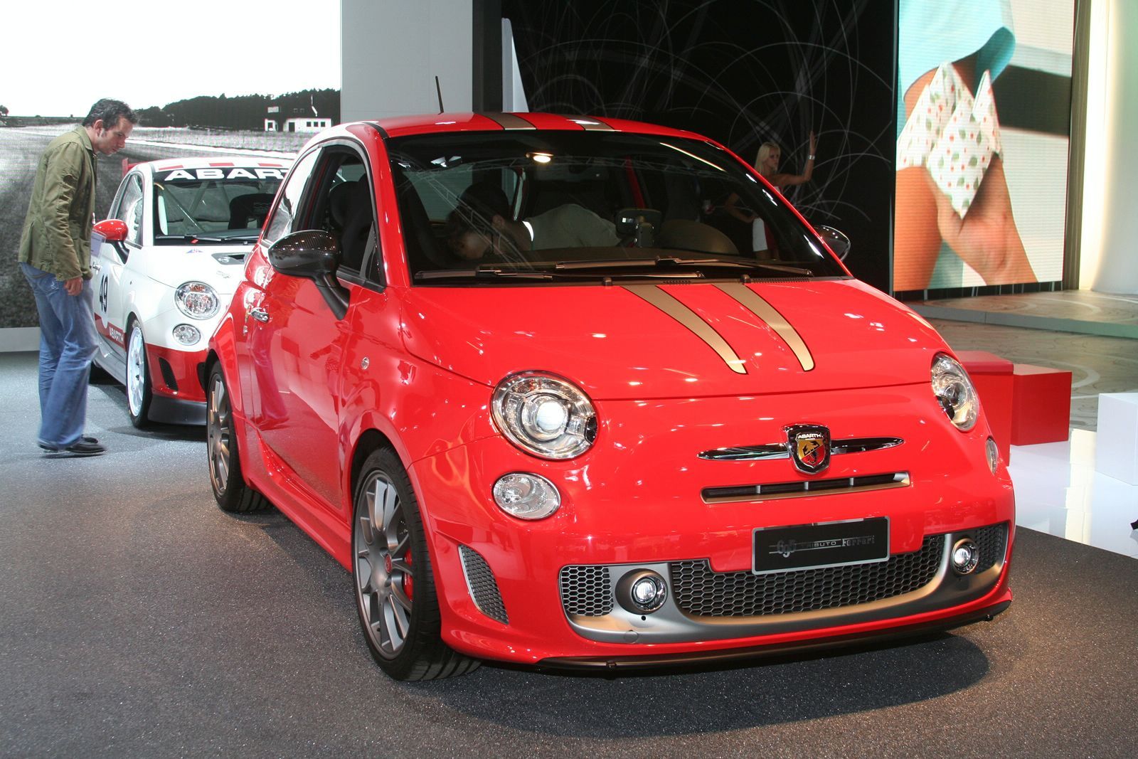 FAT ABARTH 695 TRBUTO GALER