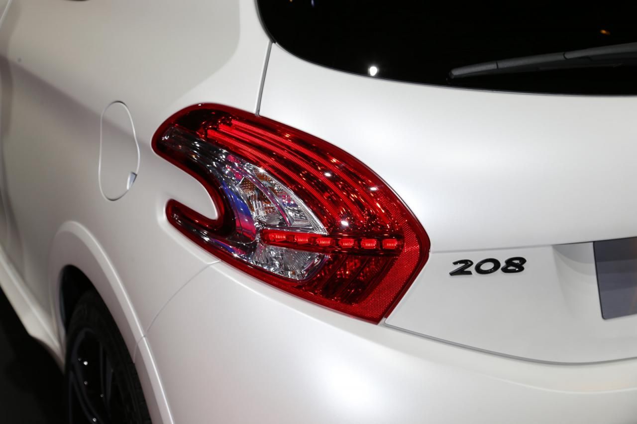 YEN PEUGEOT 208 GT GALER