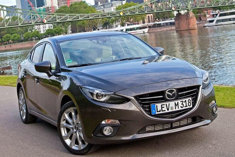 YEN MAZDA 3 SEDAN AYRINTILI RESM GALER