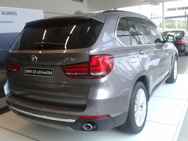 YEN BMW X5 TRKYE'DE SATITA RESM GALERS