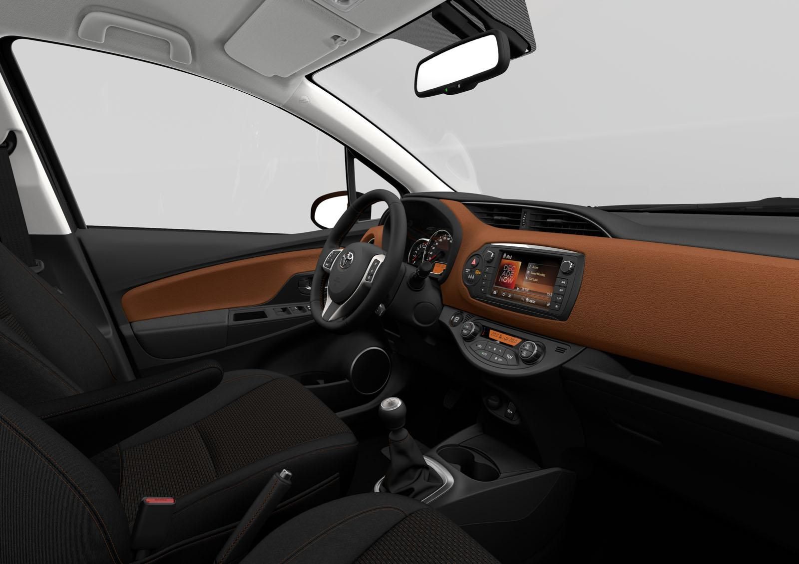 YEN 2015 MAKYAJLI TOYOTA YARS DETAYLI RESM GALERS