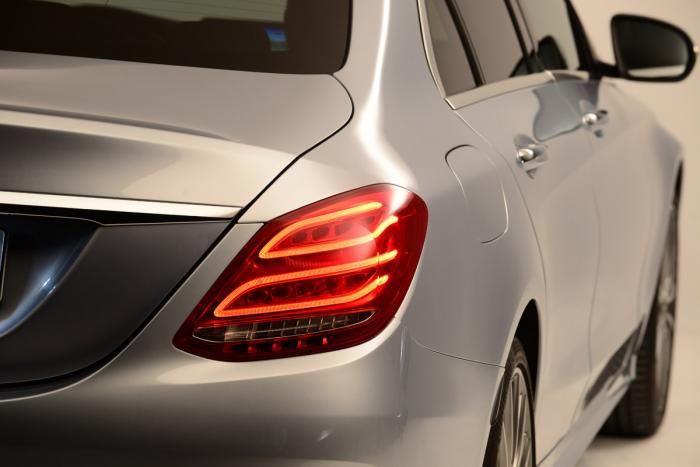 YEN MERCEDES C SERS ZEL RESM GALERS